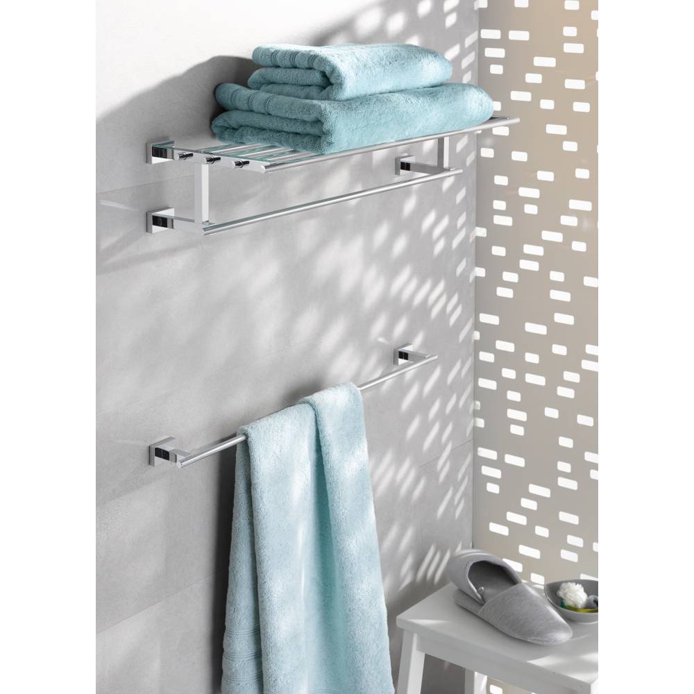 Держатель для банного полотенца GROHE Essentials Cube 40509001